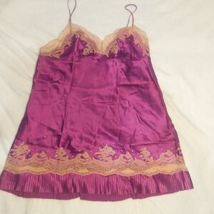 Carine Gilson 100%silk Elegant Purple Satin Chemise with Lace Accents